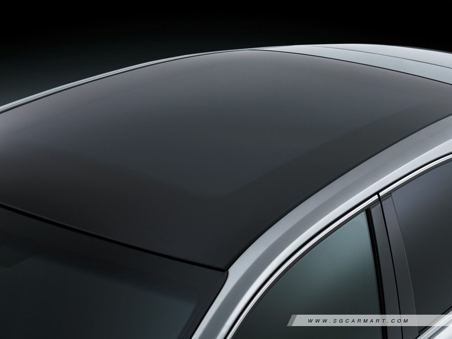 https://i.i-sgcm.com/new_cars/cars/11596/11596_g12