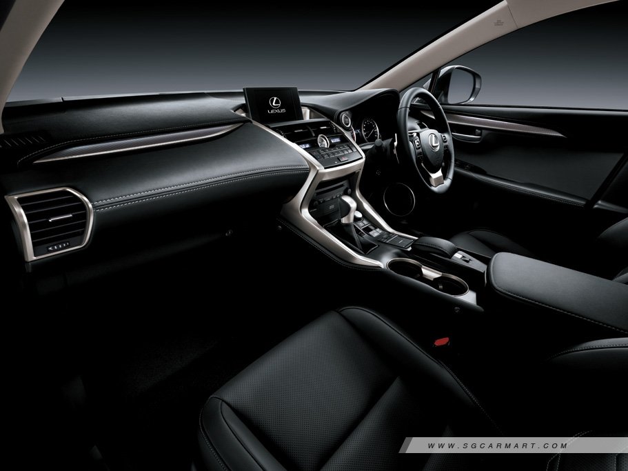 https://i.i-sgcm.com/new_cars/cars/11596/11596_g14