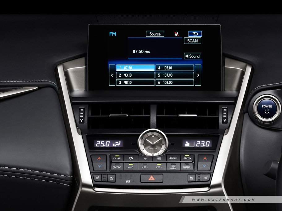 https://i.i-sgcm.com/new_cars/cars/11596/11596_g19
