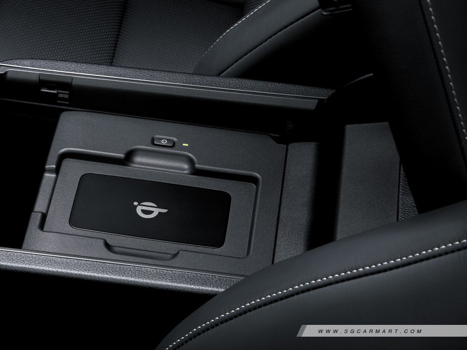 https://i.i-sgcm.com/new_cars/cars/11596/11596_g26