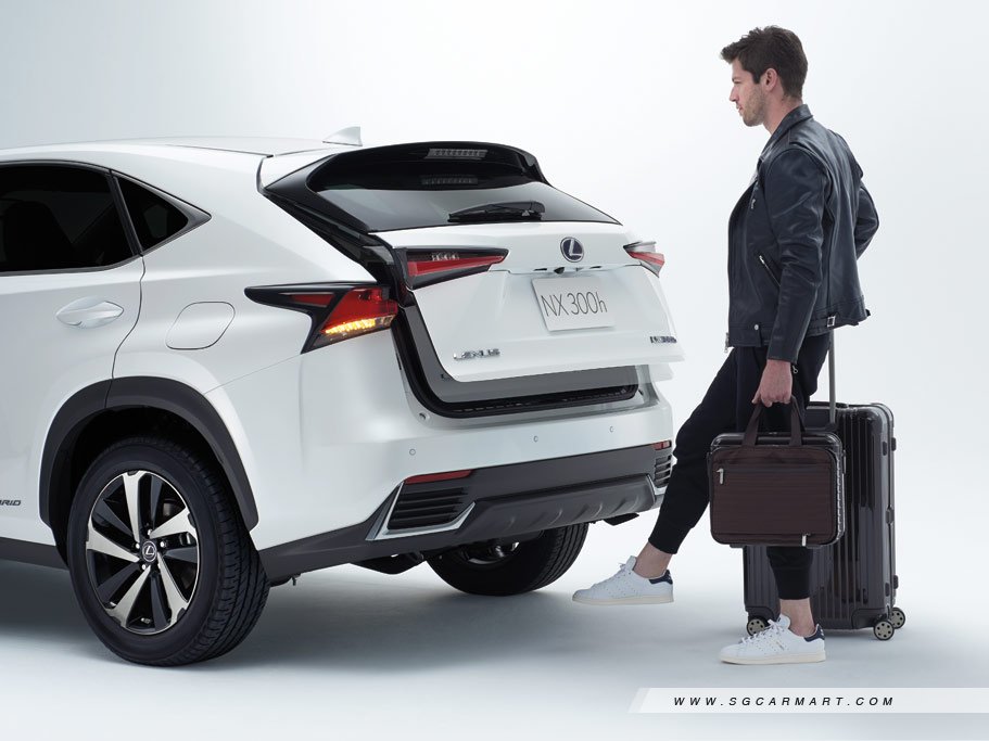https://i.i-sgcm.com/new_cars/cars/11596/11596_g39