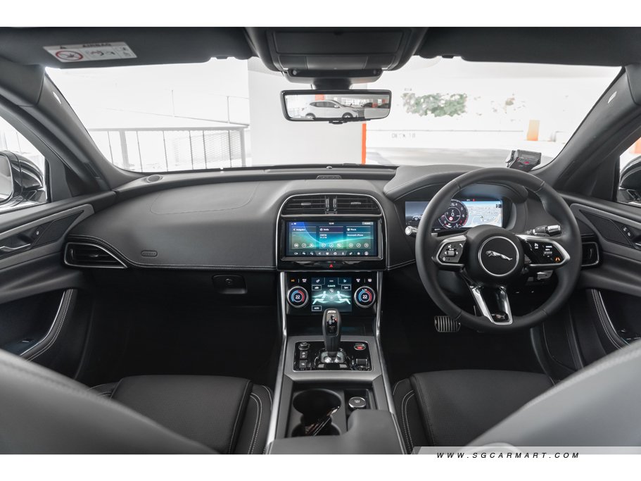 https://i.i-sgcm.com/new_cars/cars/11603/11603_g53