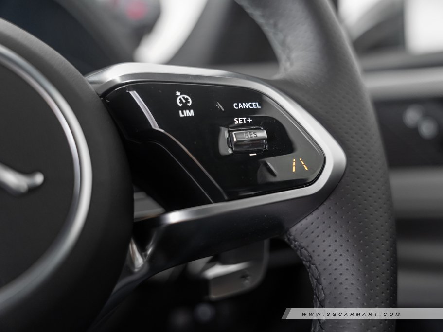 https://i.i-sgcm.com/new_cars/cars/11603/11603_g62