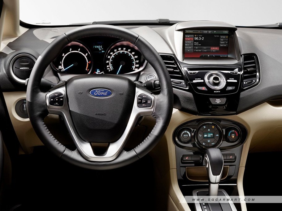 https://i.i-sgcm.com/new_cars/cars/11606/11606_g13