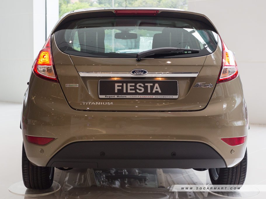 https://i.i-sgcm.com/new_cars/cars/11606/11606_g19