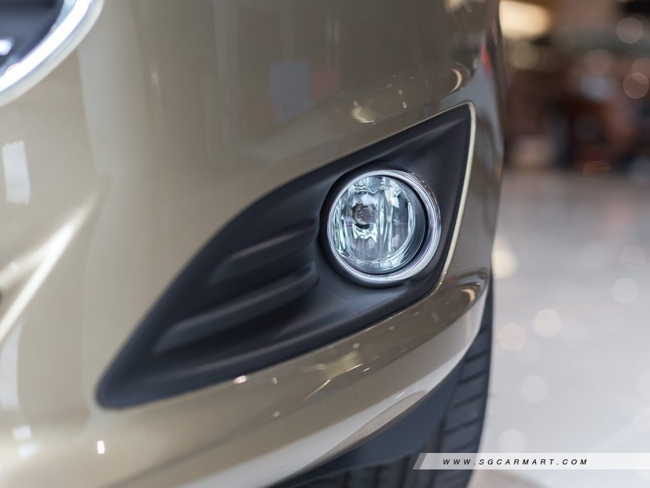 https://i.i-sgcm.com/new_cars/cars/11606/11606_g25