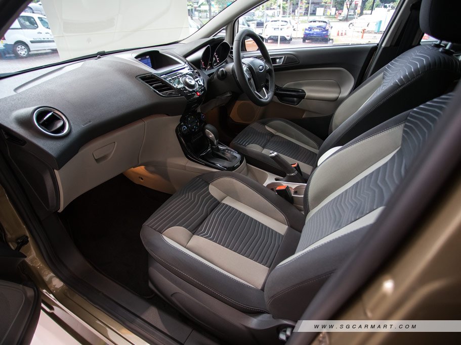 https://i.i-sgcm.com/new_cars/cars/11606/11606_g33
