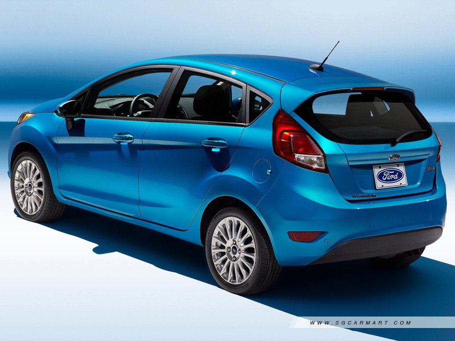https://i.i-sgcm.com/new_cars/cars/11606/11606_g7