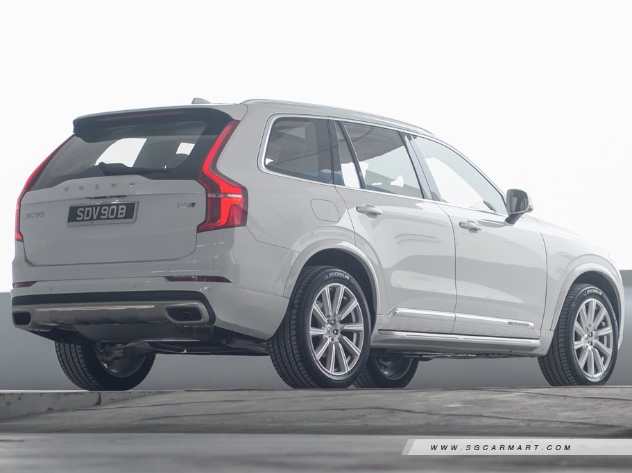 https://i.i-sgcm.com/new_cars/cars/11608/11608_g13