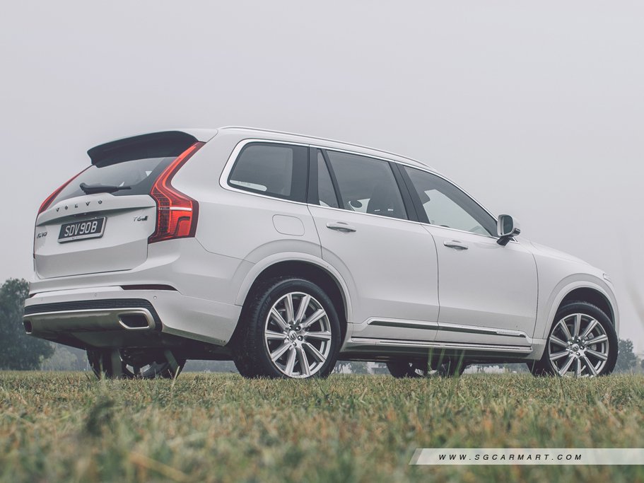 https://i.i-sgcm.com/new_cars/cars/11608/11608_g14