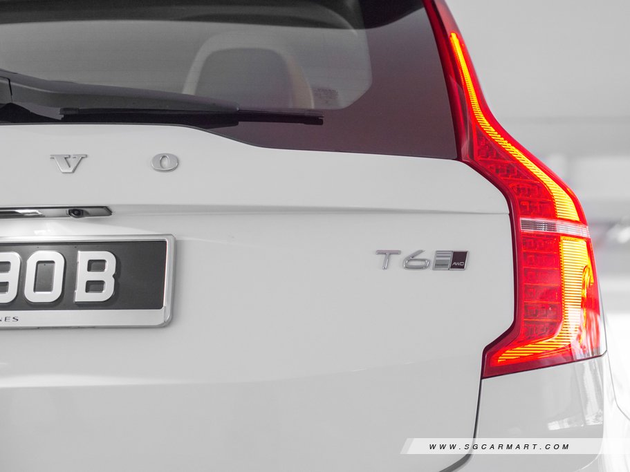 https://i.i-sgcm.com/new_cars/cars/11608/11608_g18