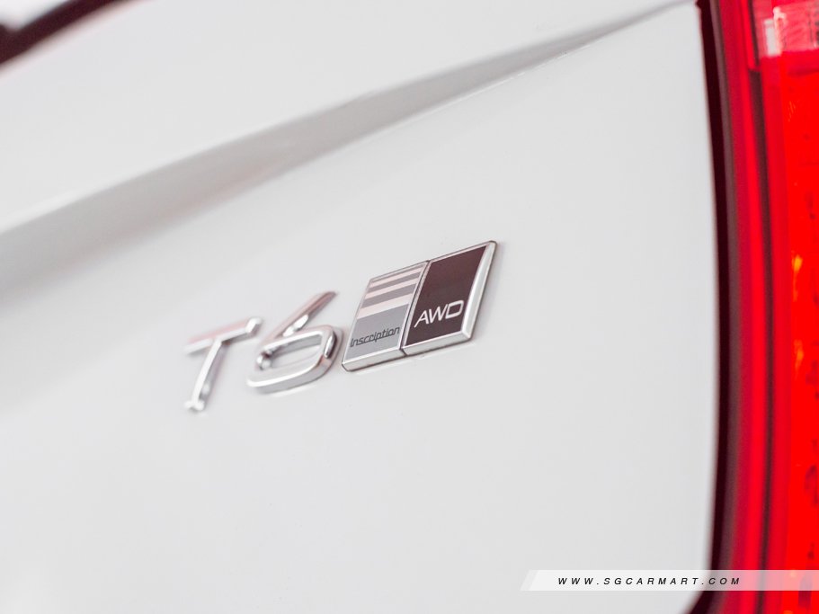 https://i.i-sgcm.com/new_cars/cars/11608/11608_g19