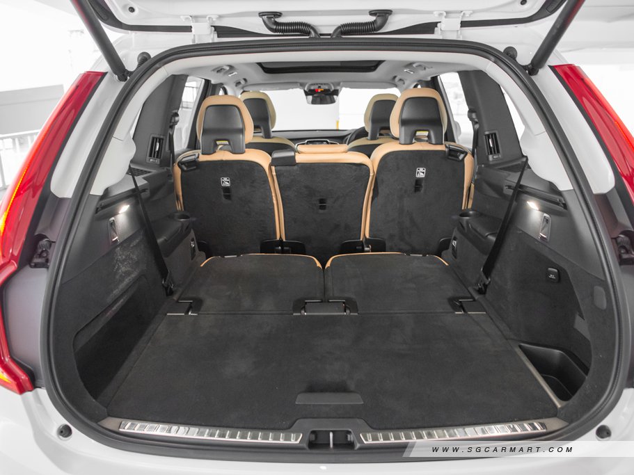 https://i.i-sgcm.com/new_cars/cars/11608/11608_g38