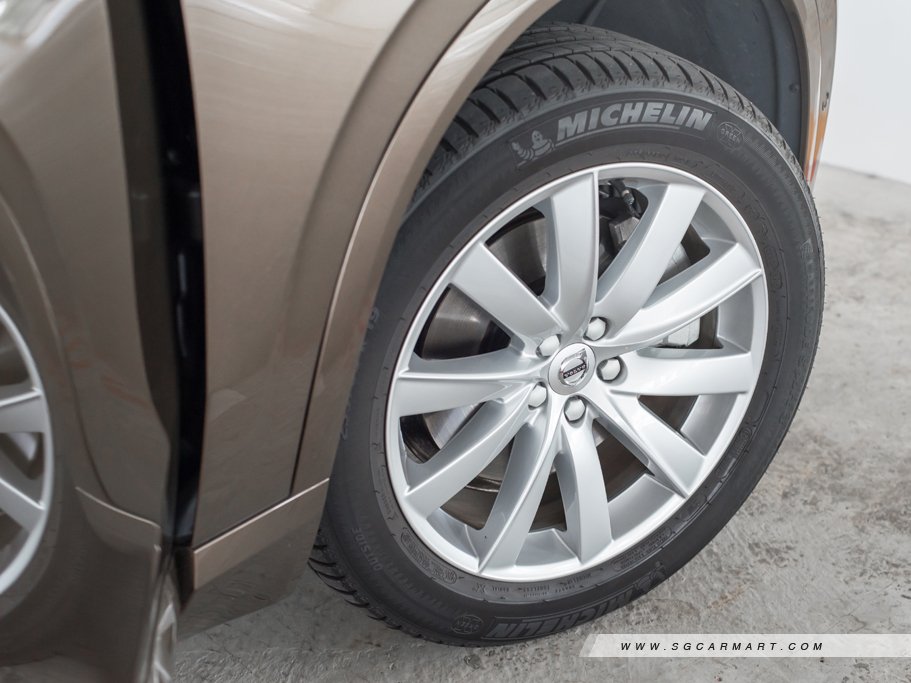 https://i.i-sgcm.com/new_cars/cars/11608/11608_g45