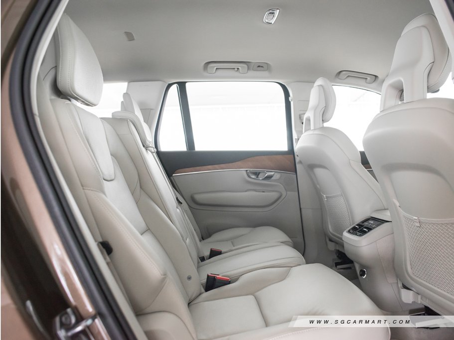 https://i.i-sgcm.com/new_cars/cars/11608/11608_g48