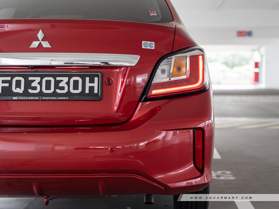 https://i.i-sgcm.com/new_cars/cars/11610/11610_g112