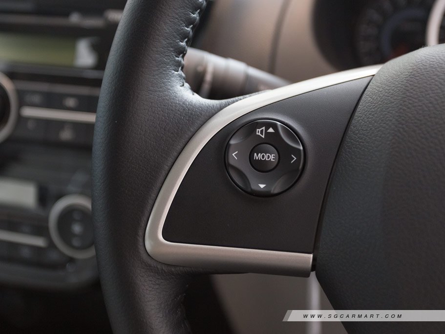 https://i.i-sgcm.com/new_cars/cars/11610/11610_g27