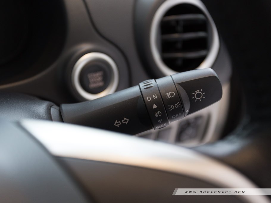 https://i.i-sgcm.com/new_cars/cars/11610/11610_g29