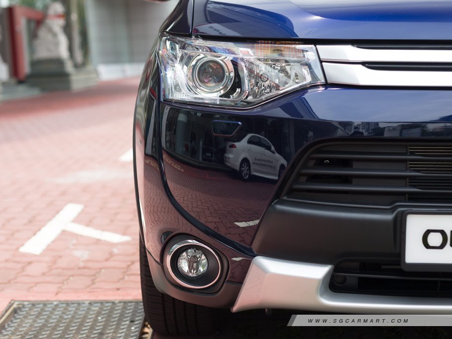 https://i.i-sgcm.com/new_cars/cars/11611/11611_g13