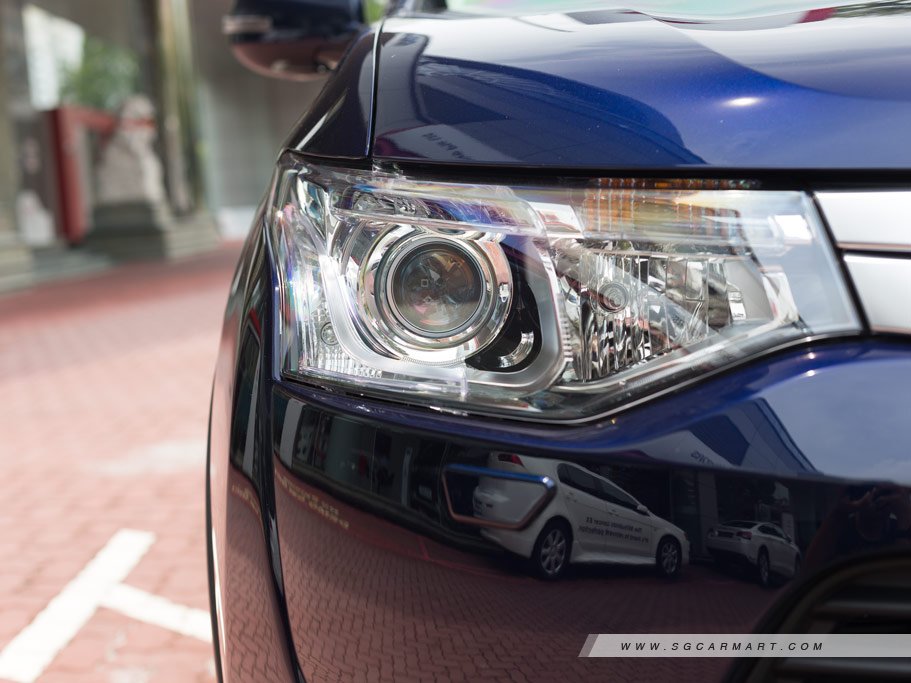 https://i.i-sgcm.com/new_cars/cars/11611/11611_g14