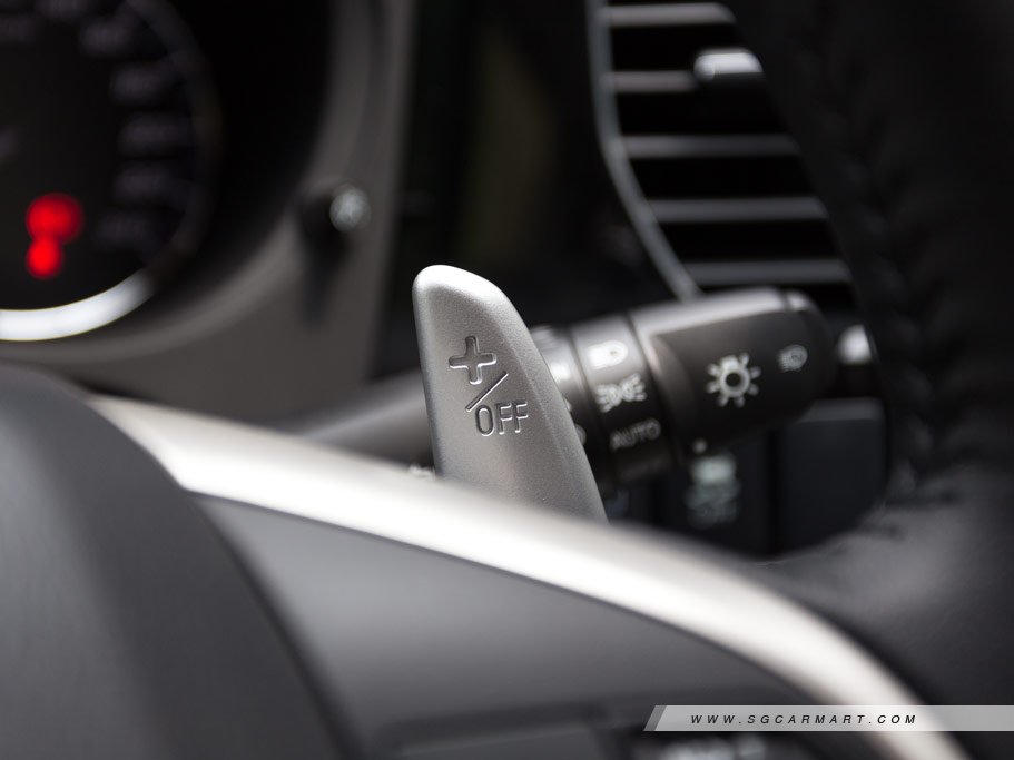 https://i.i-sgcm.com/new_cars/cars/11611/11611_g32