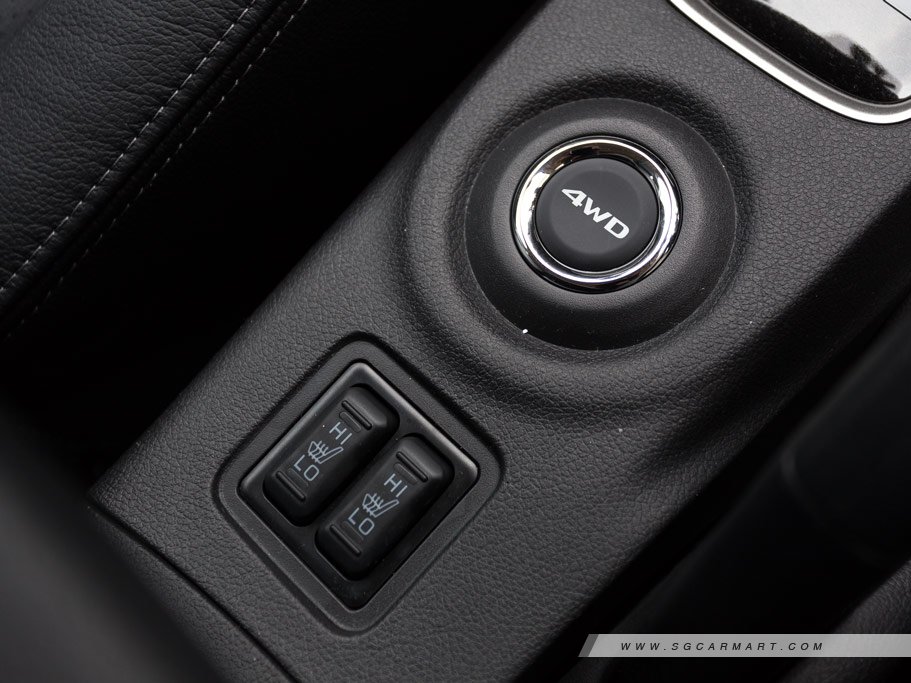 https://i.i-sgcm.com/new_cars/cars/11611/11611_g41