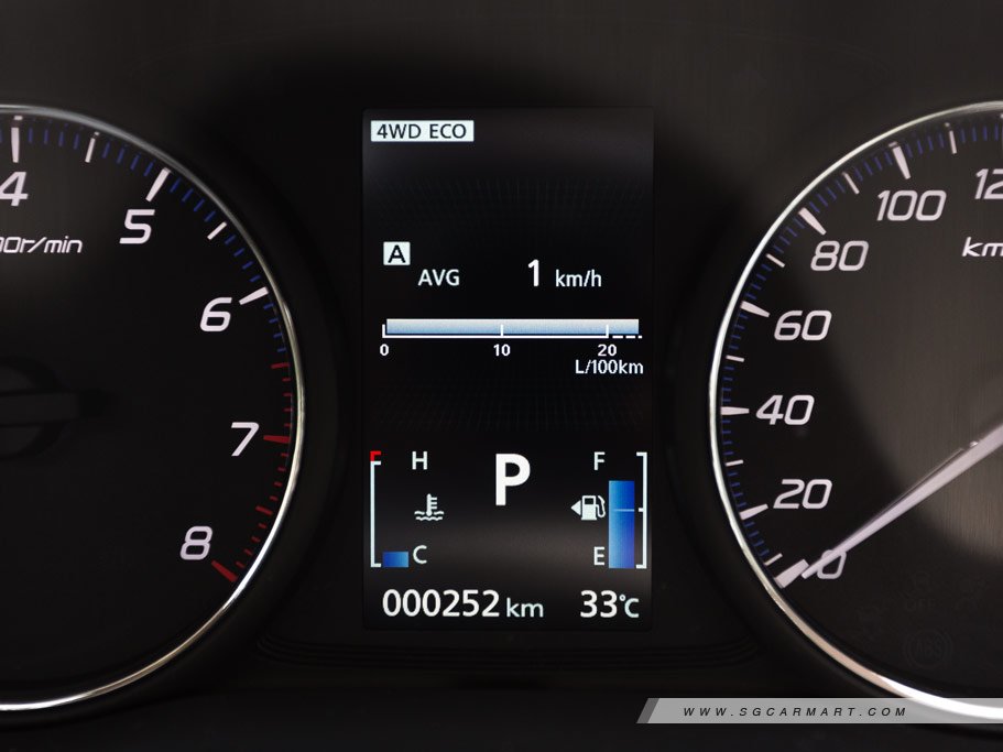 https://i.i-sgcm.com/new_cars/cars/11611/11611_g43