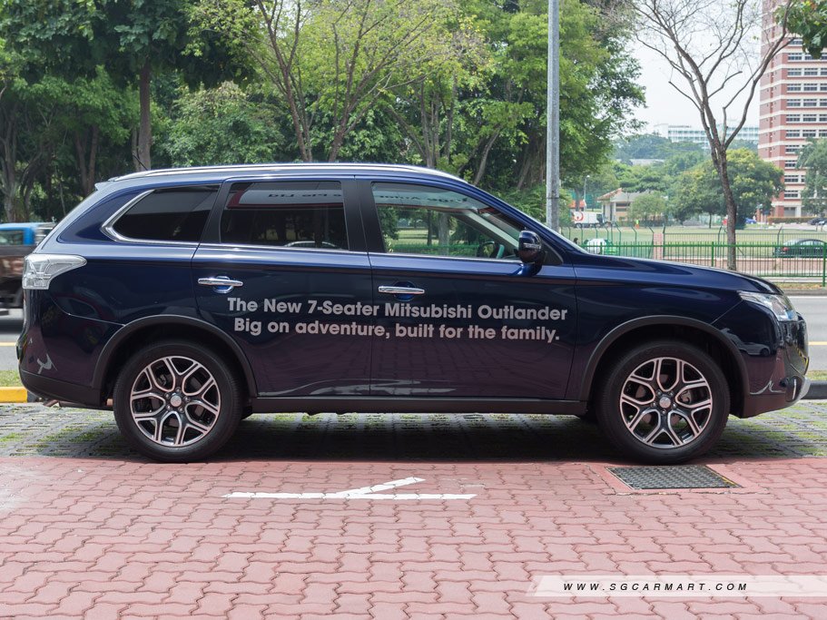 https://i.i-sgcm.com/new_cars/cars/11611/11611_g9