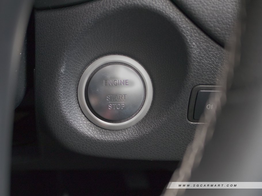 https://i.i-sgcm.com/new_cars/cars/11613/11613_g100