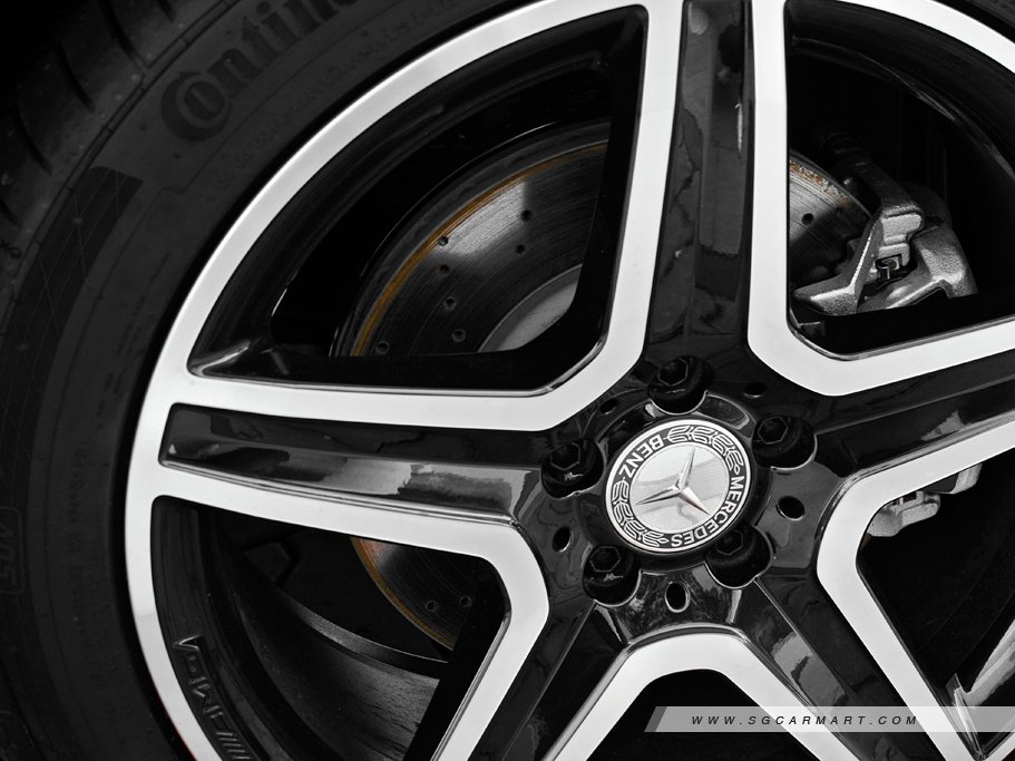 https://i.i-sgcm.com/new_cars/cars/11613/11613_g10