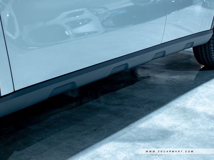 https://i.i-sgcm.com/new_cars/cars/11613/11613_g112