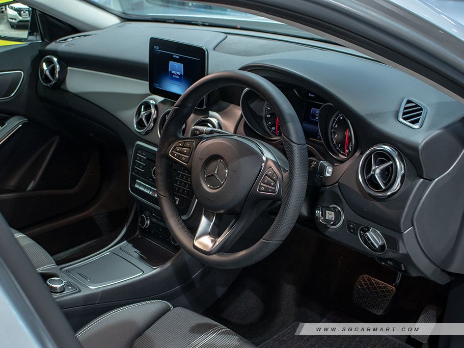 https://i.i-sgcm.com/new_cars/cars/11613/11613_g117