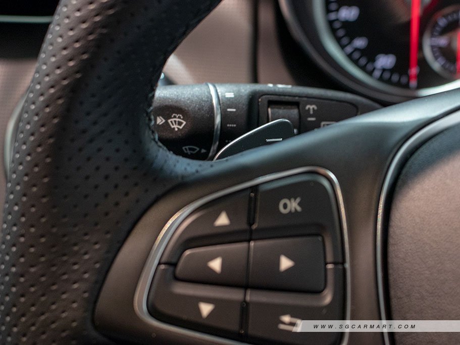 https://i.i-sgcm.com/new_cars/cars/11613/11613_g121