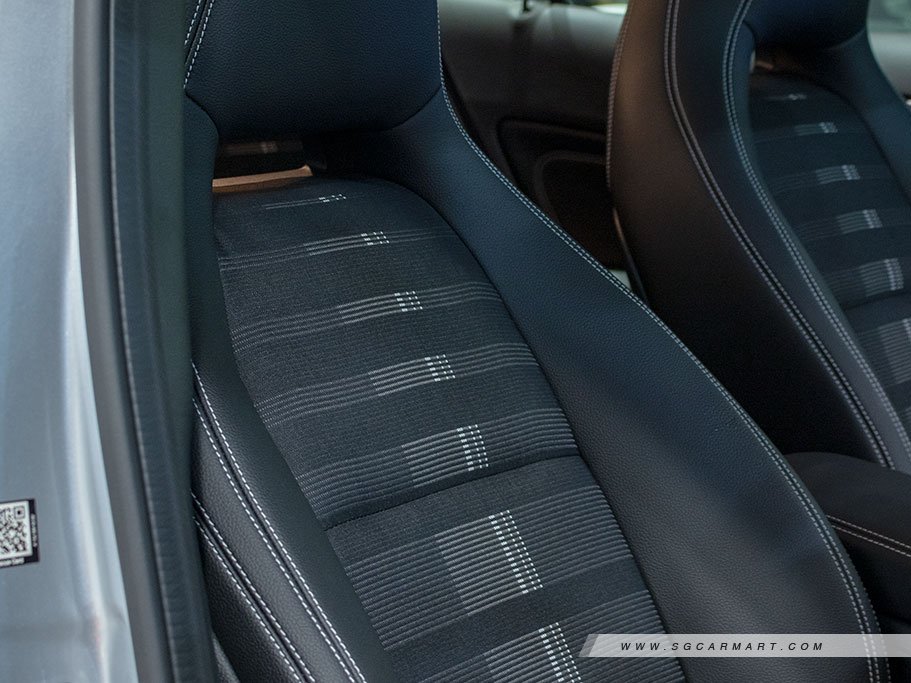 https://i.i-sgcm.com/new_cars/cars/11613/11613_g128
