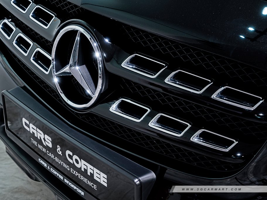 https://i.i-sgcm.com/new_cars/cars/11613/11613_g149