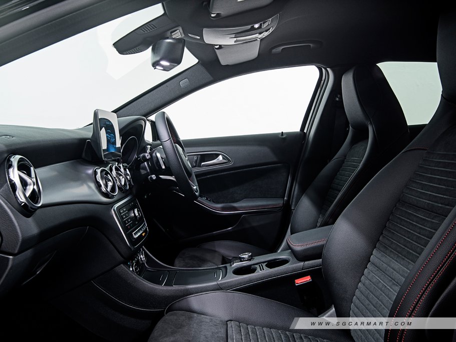 https://i.i-sgcm.com/new_cars/cars/11613/11613_g157