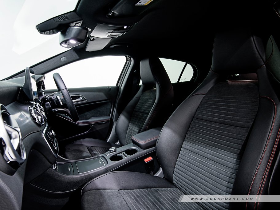 https://i.i-sgcm.com/new_cars/cars/11613/11613_g158