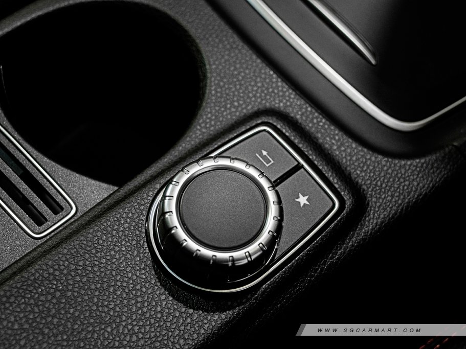 https://i.i-sgcm.com/new_cars/cars/11613/11613_g177