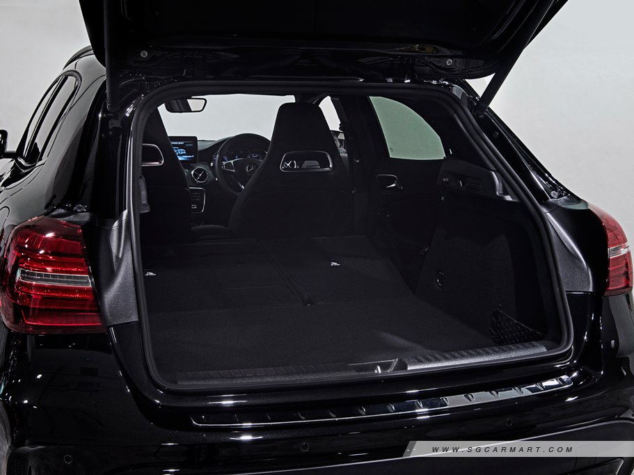 https://i.i-sgcm.com/new_cars/cars/11613/11613_g181