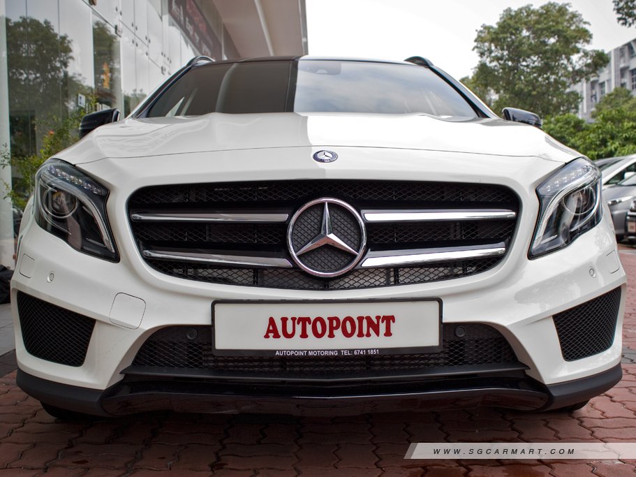 https://i.i-sgcm.com/new_cars/cars/11613/11613_g1
