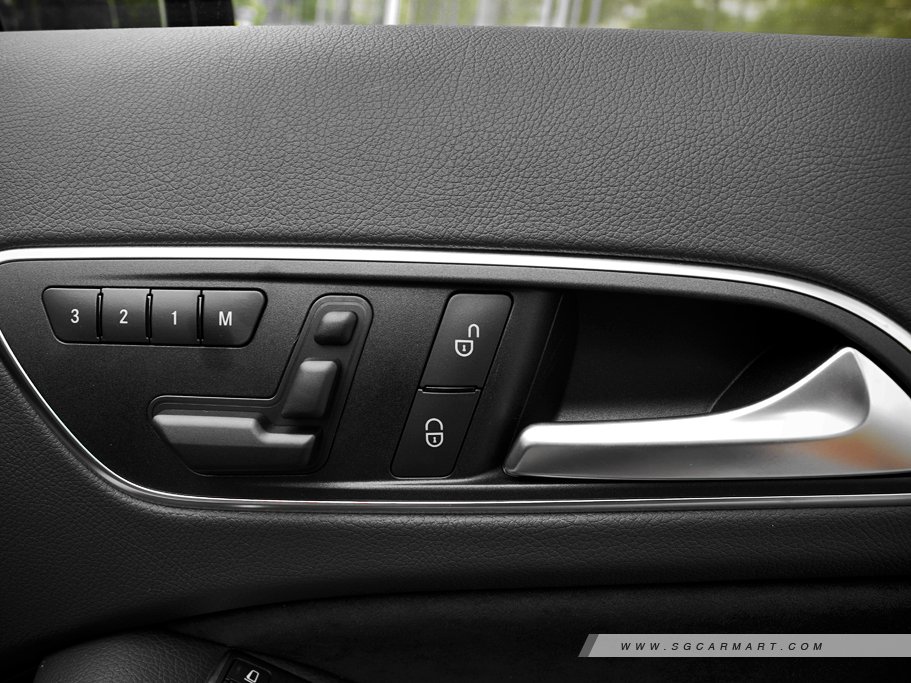 https://i.i-sgcm.com/new_cars/cars/11613/11613_g25
