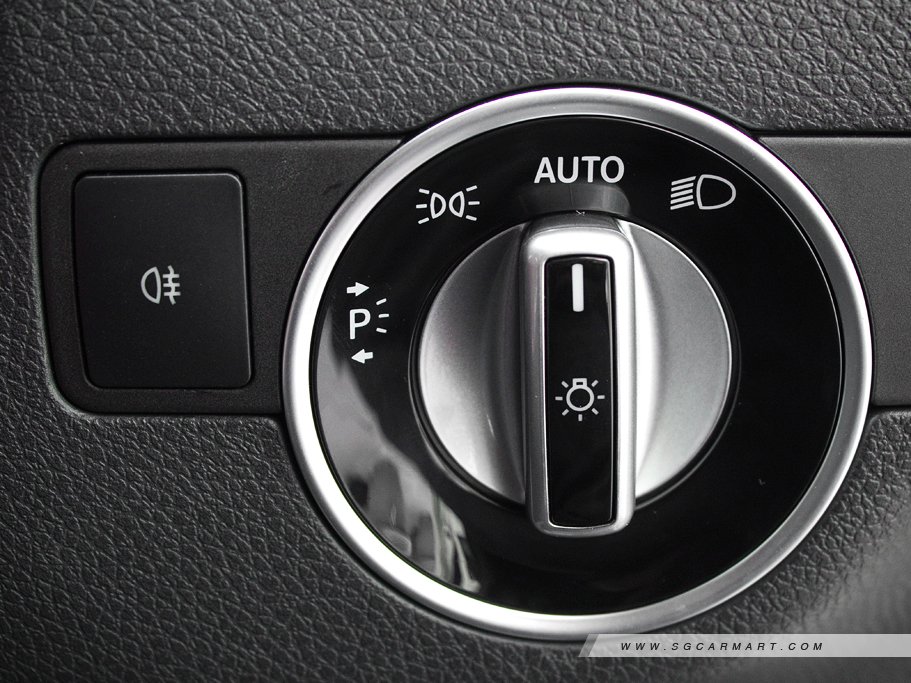 https://i.i-sgcm.com/new_cars/cars/11613/11613_g27