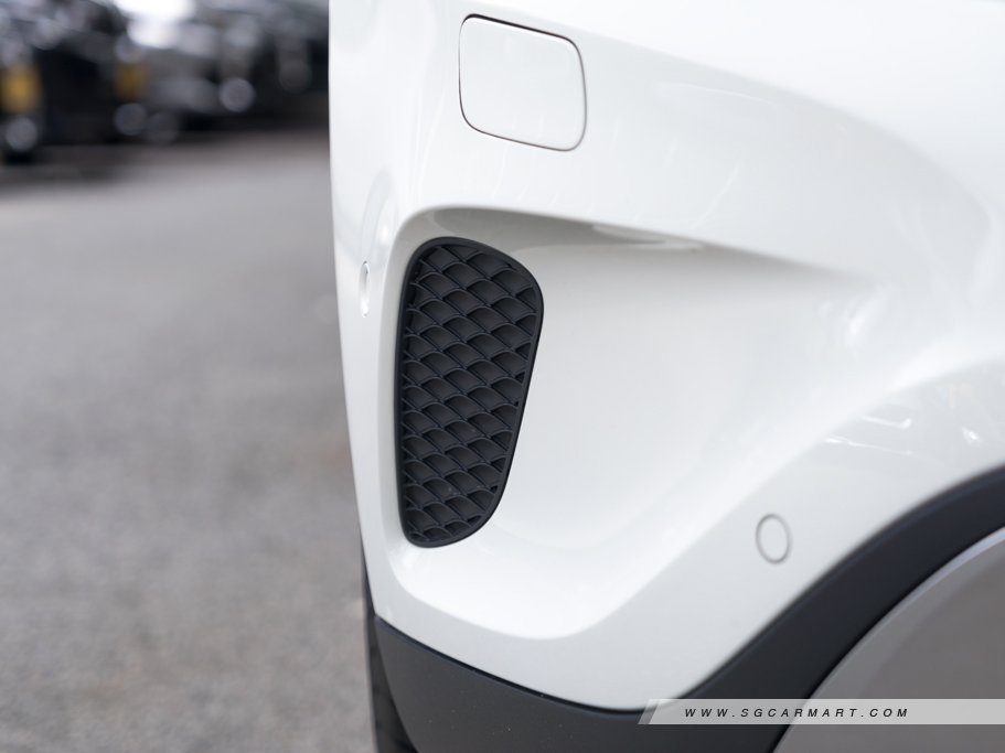 https://i.i-sgcm.com/new_cars/cars/11613/11613_g42