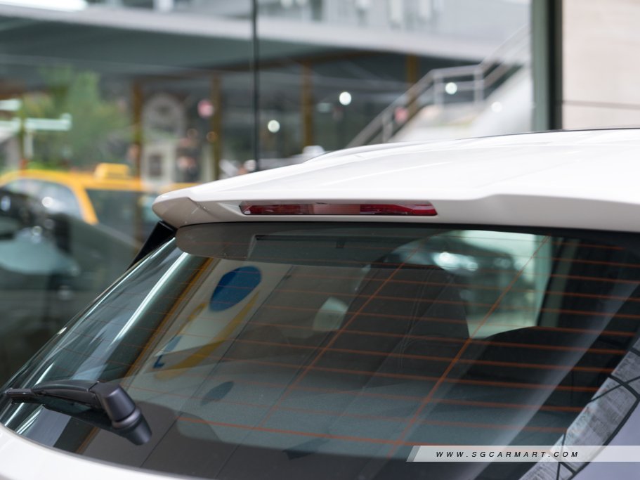 https://i.i-sgcm.com/new_cars/cars/11613/11613_g48