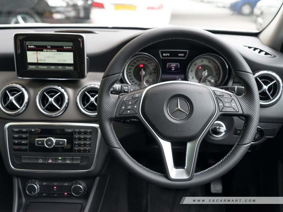 https://i.i-sgcm.com/new_cars/cars/11613/11613_g54