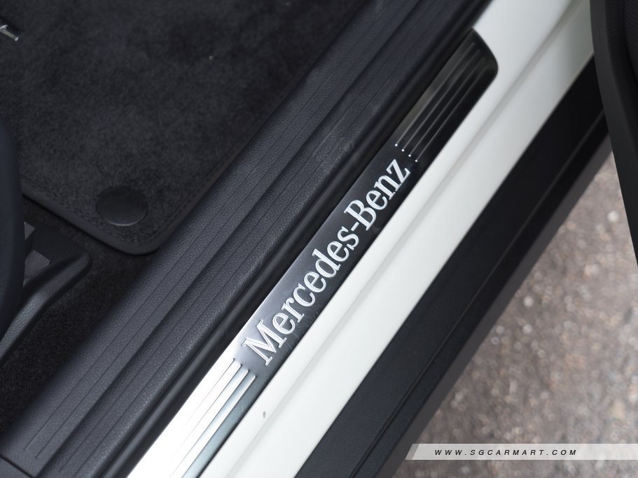 https://i.i-sgcm.com/new_cars/cars/11613/11613_g76