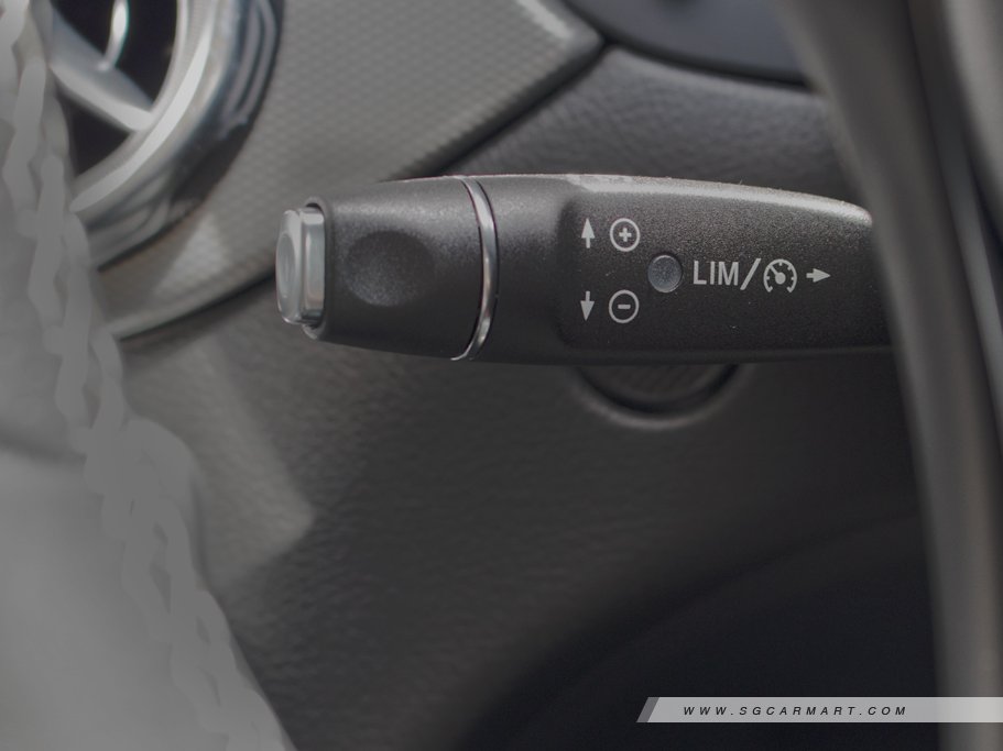 https://i.i-sgcm.com/new_cars/cars/11613/11613_g94