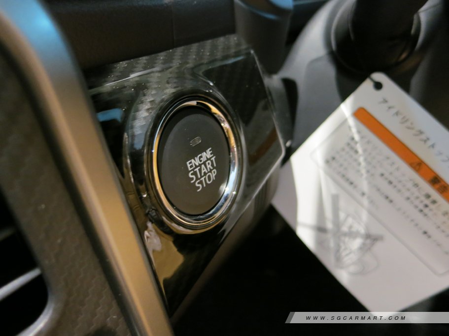 https://i.i-sgcm.com/new_cars/cars/11618/11618_g18