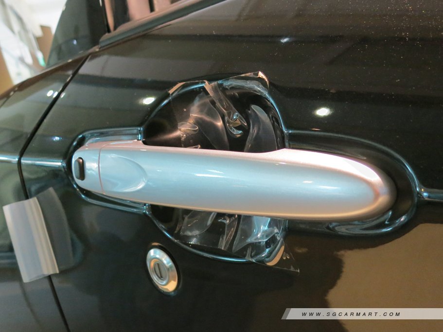 https://i.i-sgcm.com/new_cars/cars/11618/11618_g9