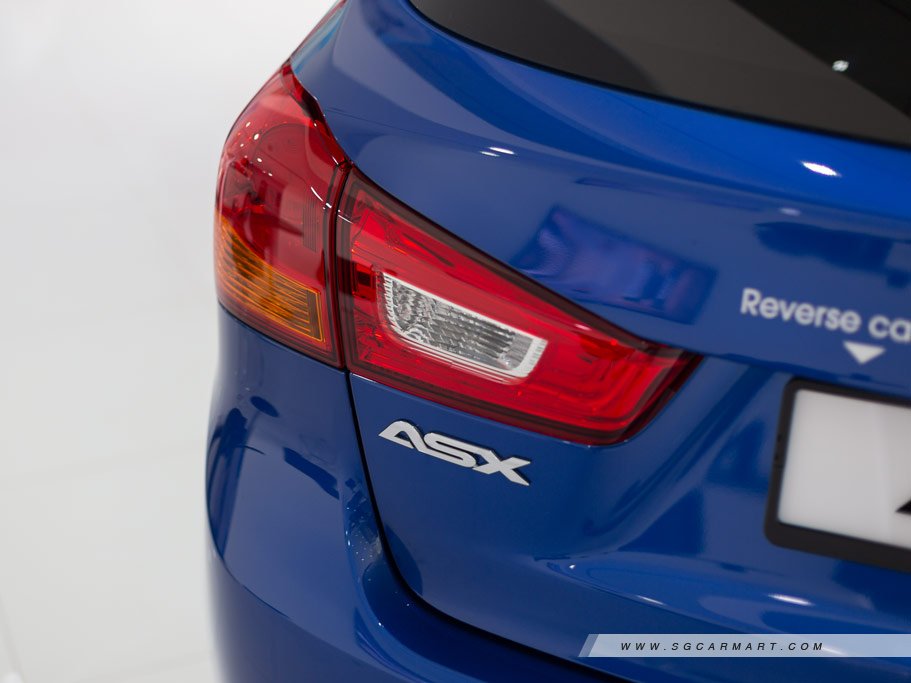 https://i.i-sgcm.com/new_cars/cars/11619/11619_g13